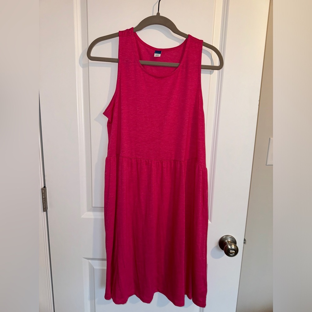 Sleeveless dress